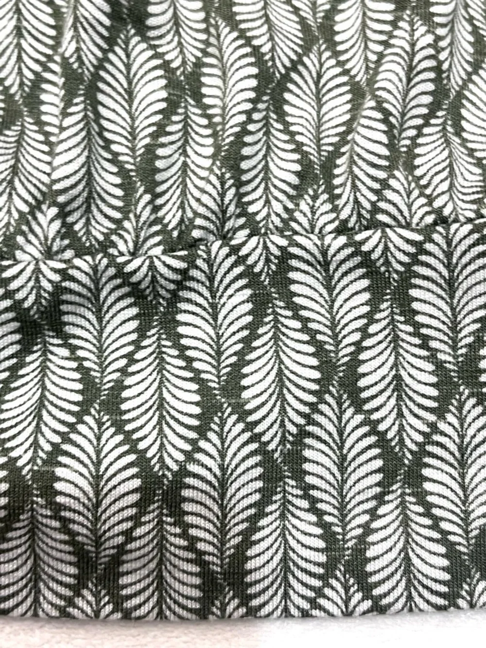 LOFT Outlet Women’s Dark Green & White Geometric Sleeveless Tank Top Large - Picture 16 of 16